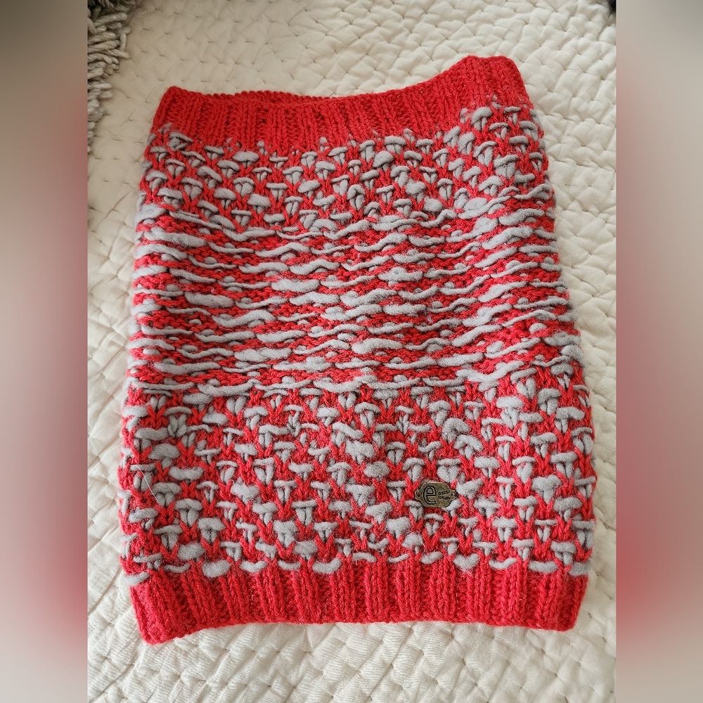 emiLime x UO Slub Knit Snood Scarf - Picture 3 of 9